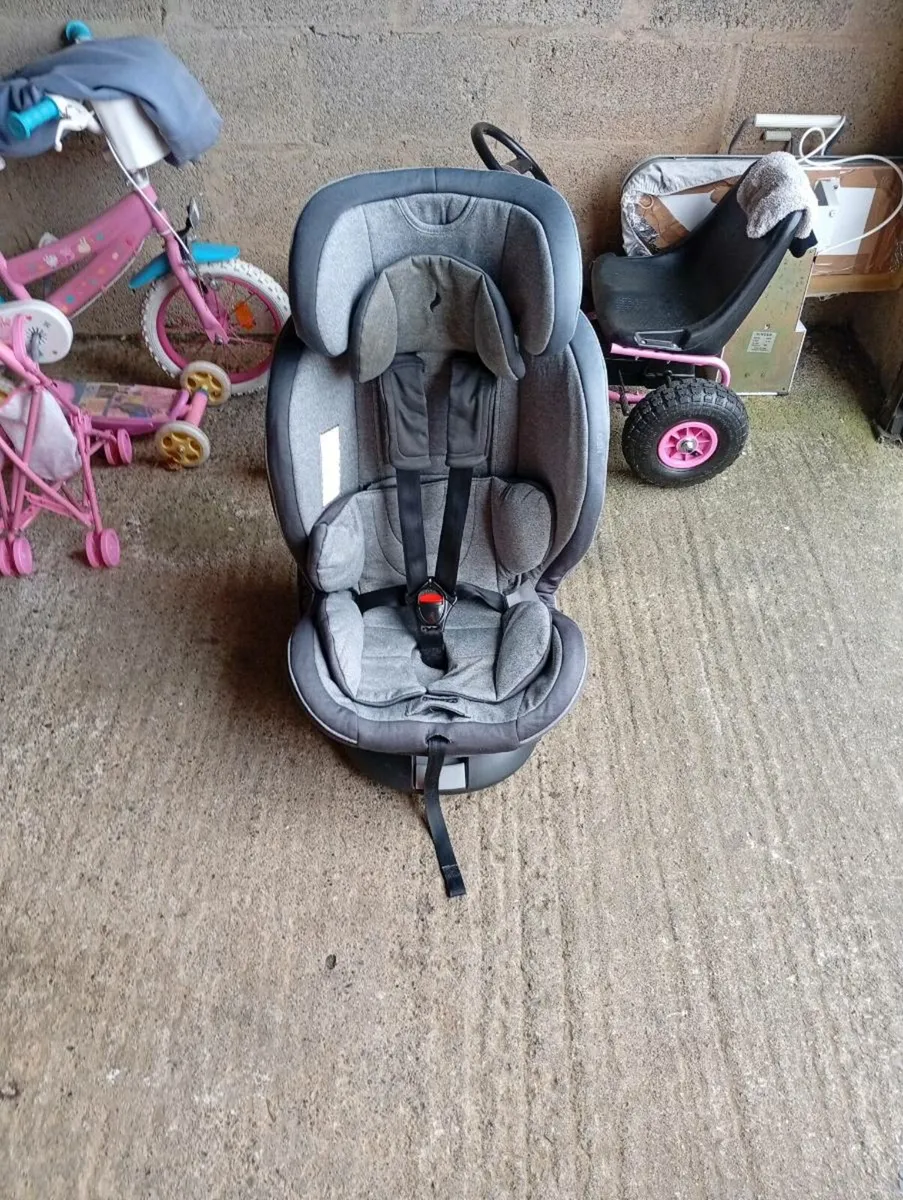 360° Chair & Cot - Image 1