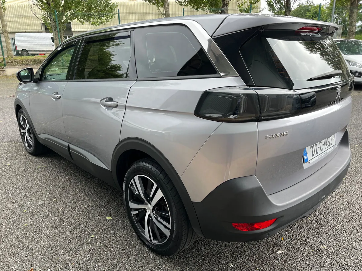 Peugeot 5008 2021 - Image 4