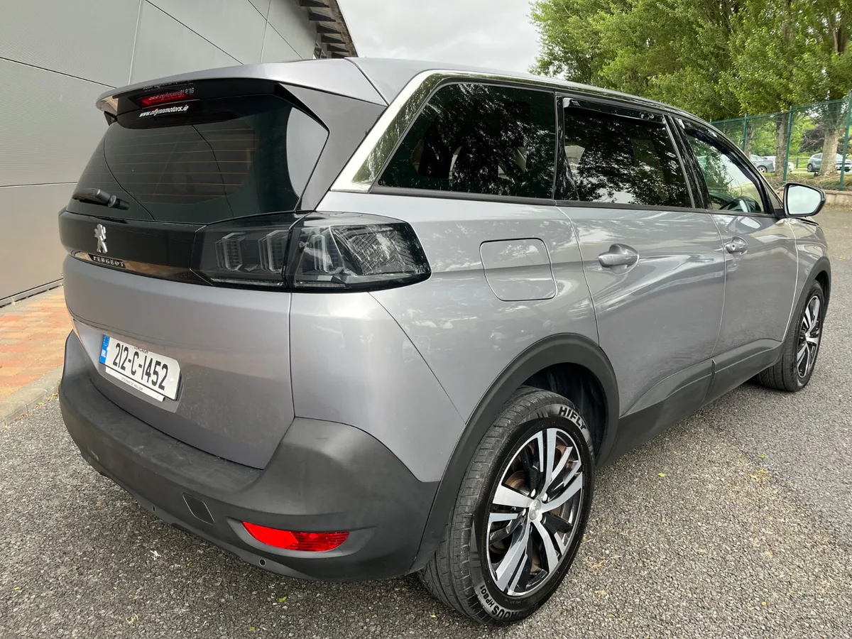 Peugeot 5008 2021 - Image 3