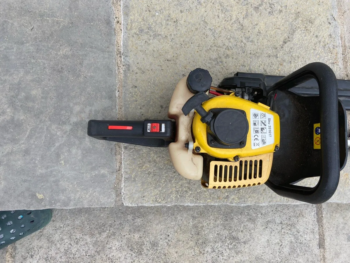 Hedge Cutter - Image 3