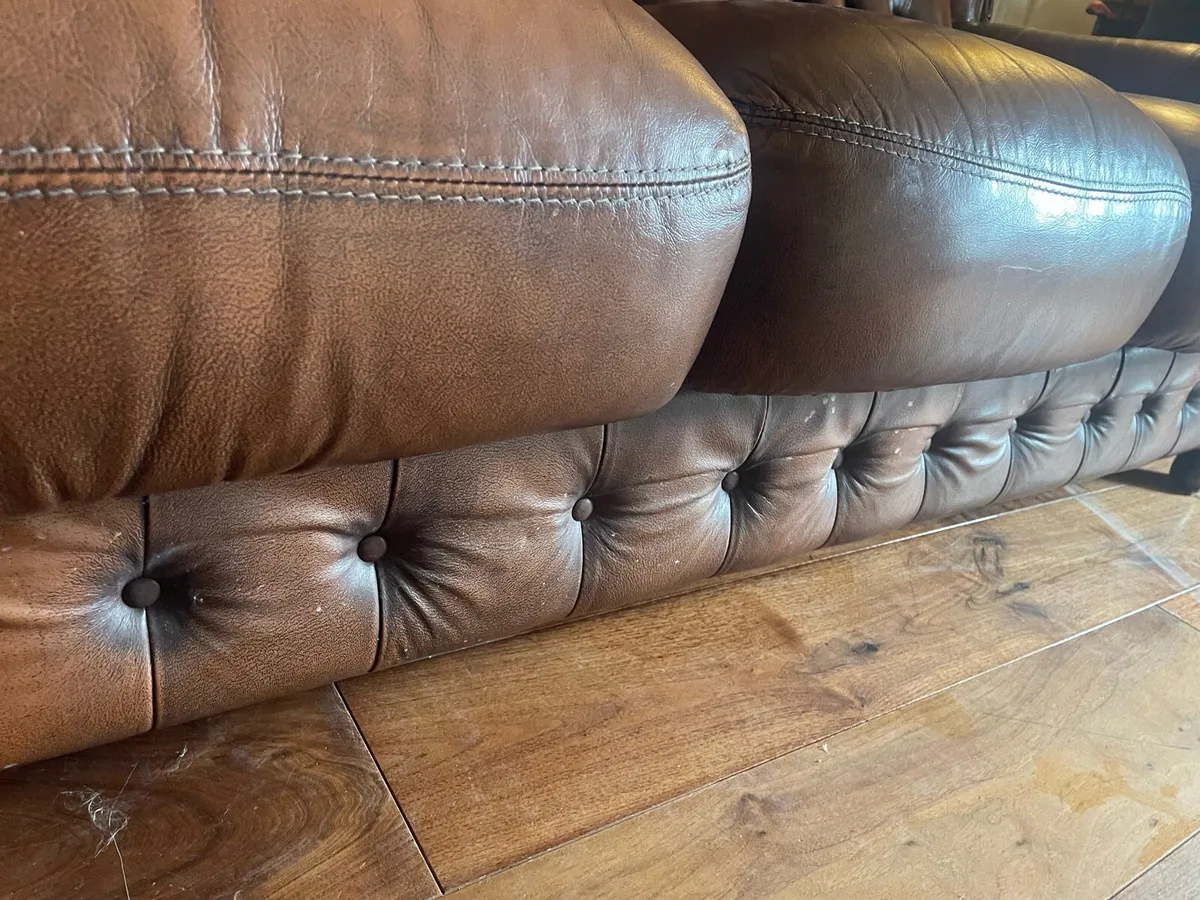 Couch - Image 3