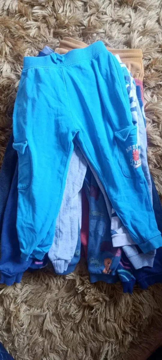 AGE 3-4 BOYS Clothes - Image 3