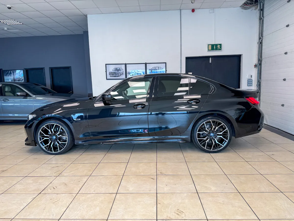 BMW 330E MSPORT - Image 3