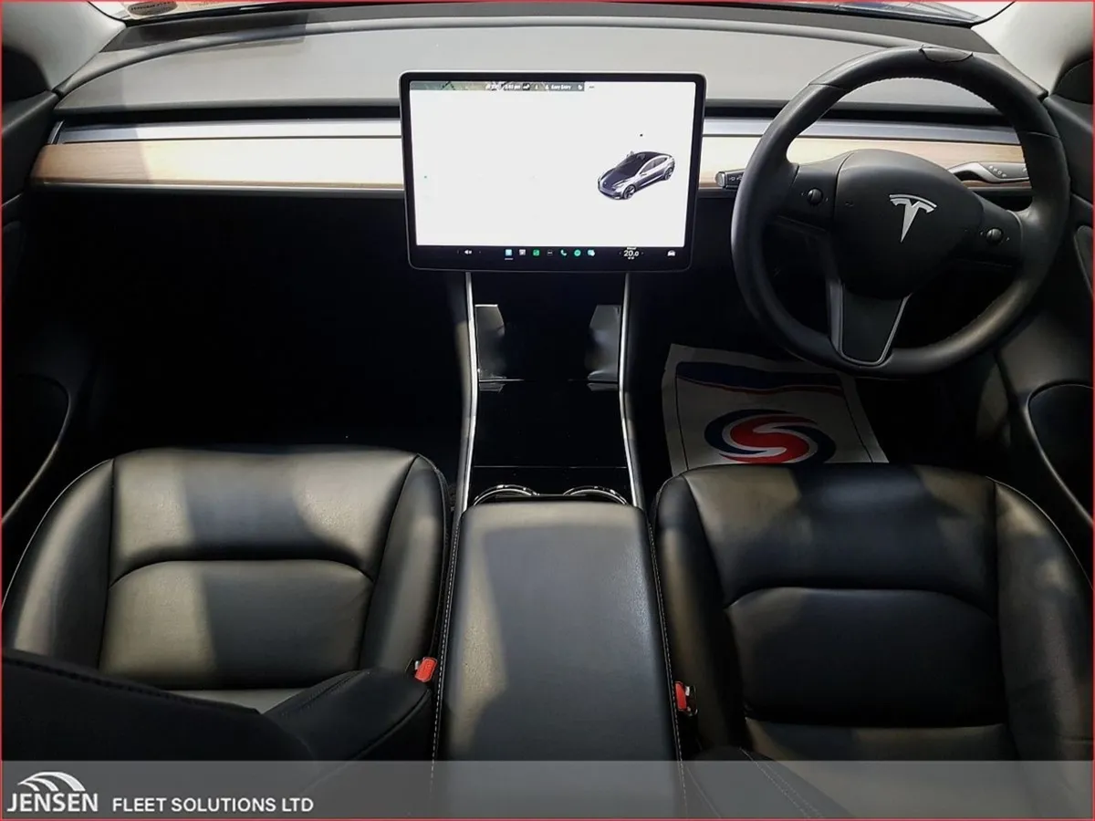 Tesla Model 3 Standard Range Plus (rwd) - Image 4