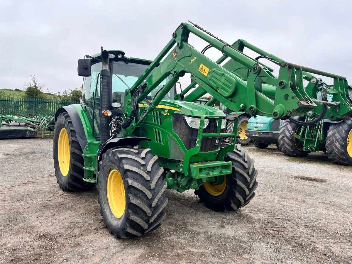 John Deere 6125R and loader - Image 3