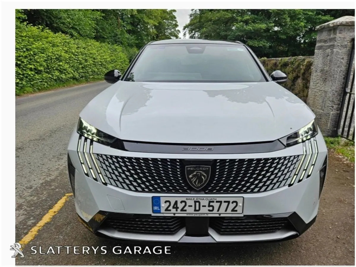 Peugeot 3008 GT EV - Image 2