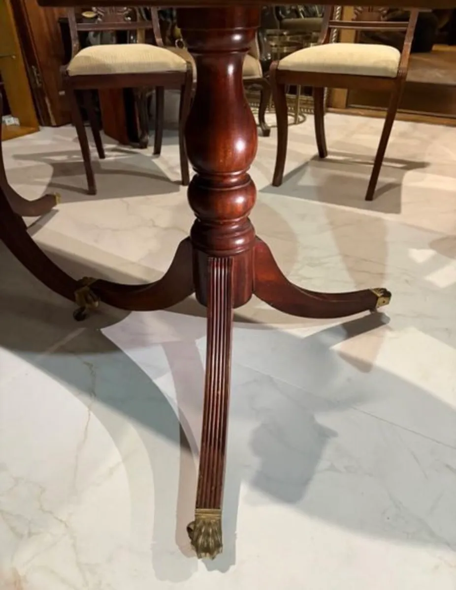 Mahogany Extendable Dining Set (incl. 8 chairs) - Image 2