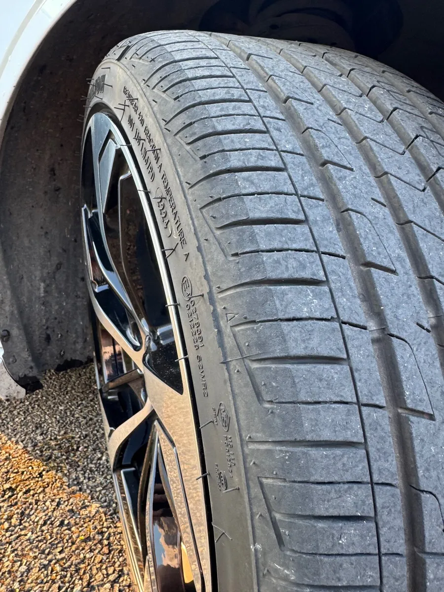 Audi 19” Alloy Wheels With Tyres - RS5 Style - Image 3