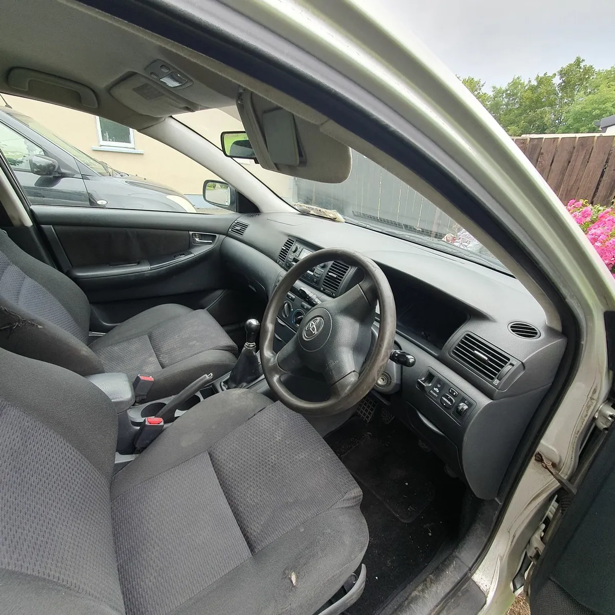 Toyota Corolla 2006 - Image 2