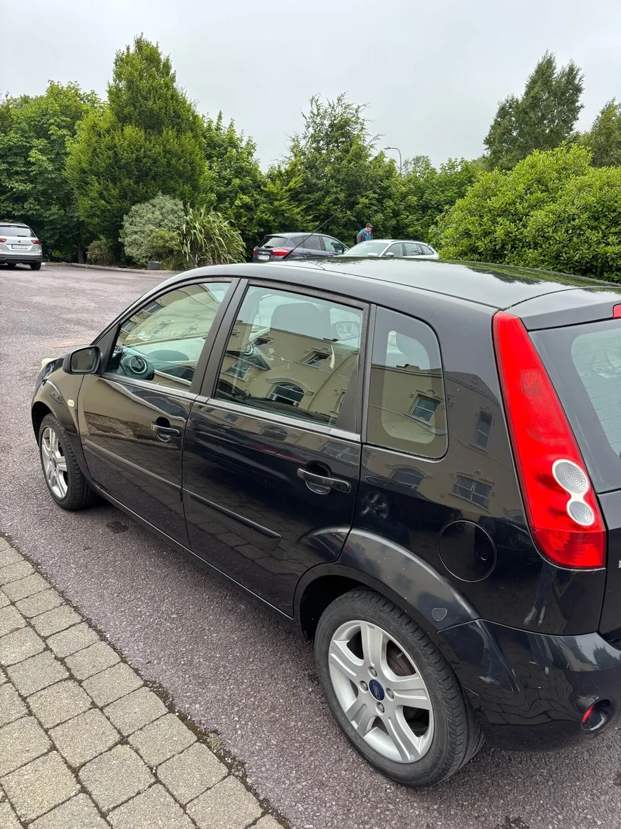 Ford Fiesta 2007 1.2l petrol 4 door - Image 3