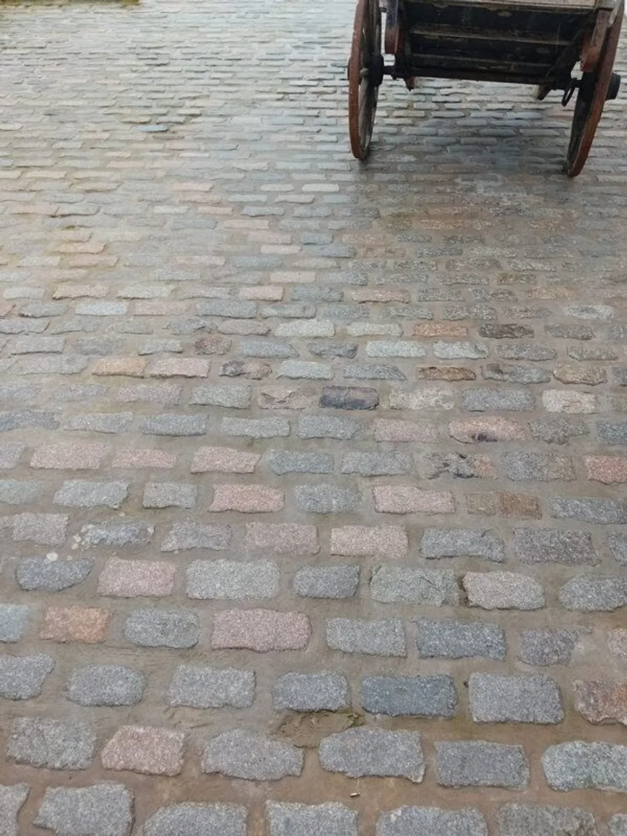 Cobbles - Image 3