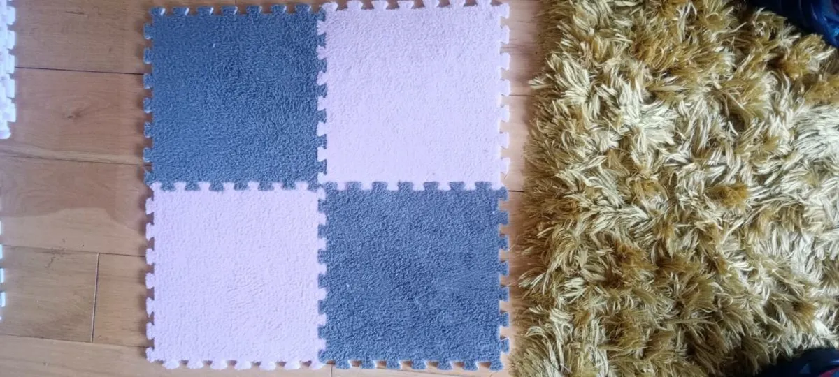 Interlocking Floor Tiles - Image 1