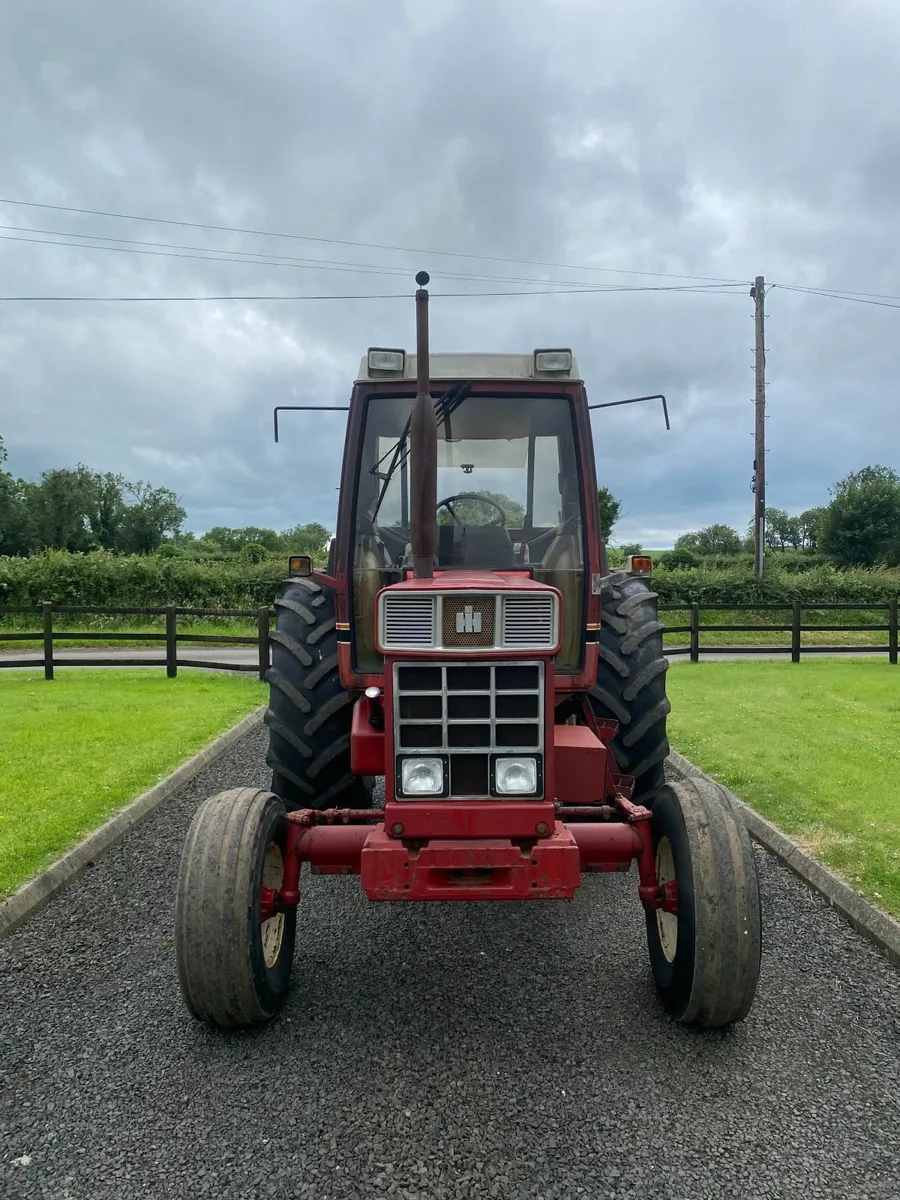 International 956XL - Image 3