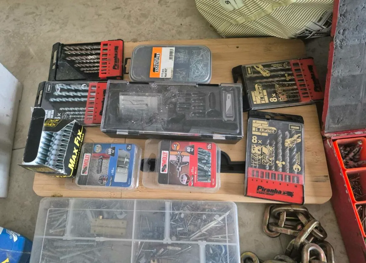 job lot of mix screws and stuff Dublin15 - Image 2