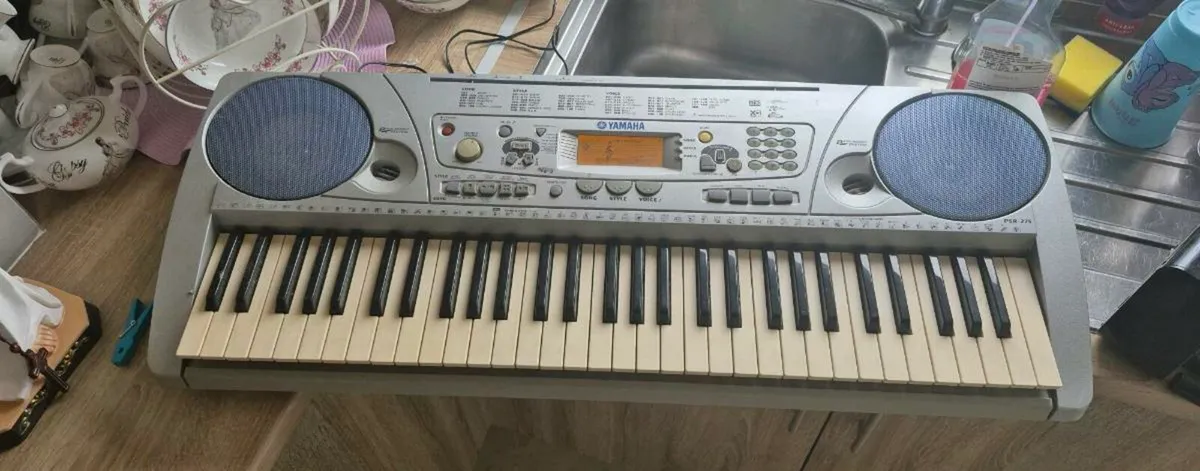 Yamaha PSR275MS Portable Keyboard with 61 Full Siz - Image 2