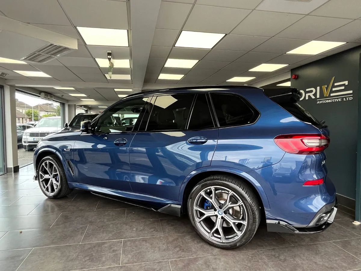 BMW X5 2021 45E M-Sport - Image 2