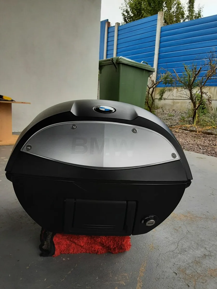 BMW Top Case 28L - Image 1