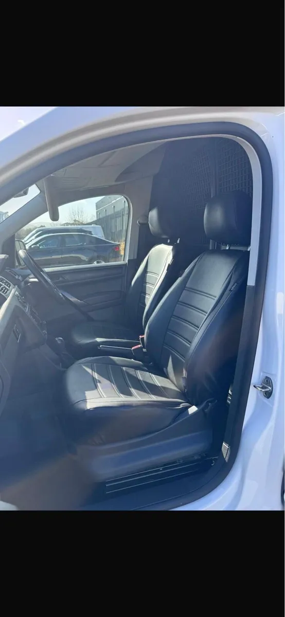 VW Caddy - Image 4