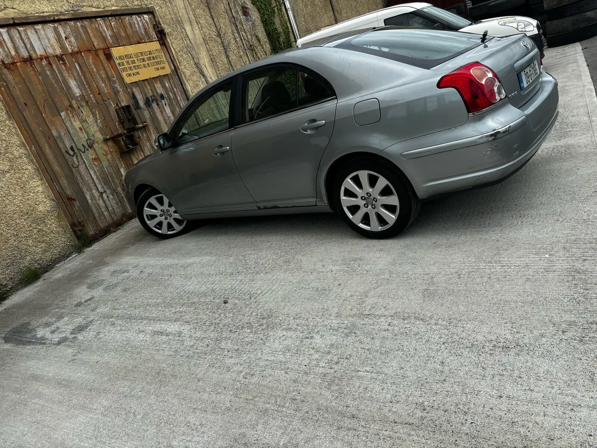 Toyota Avemsis TR - Image 2