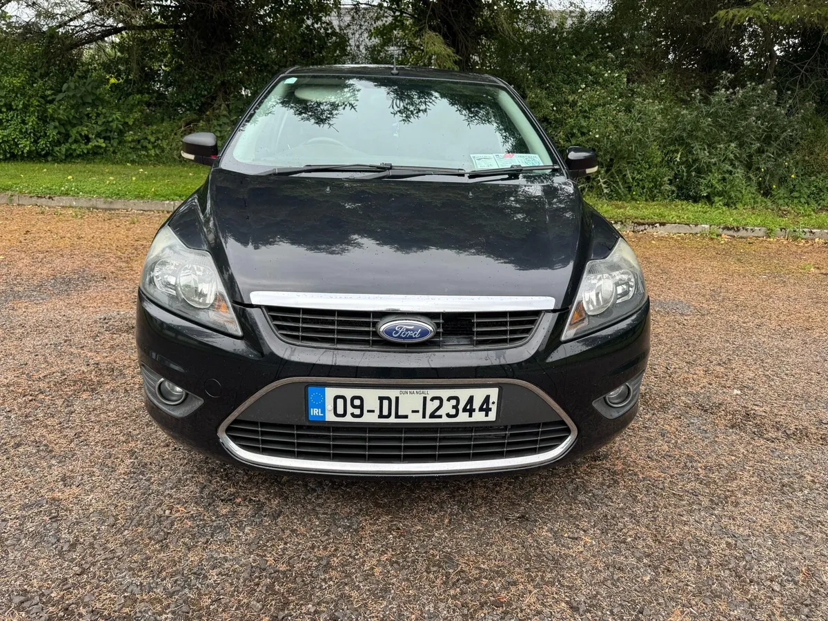 2009 ford focus - Image 2