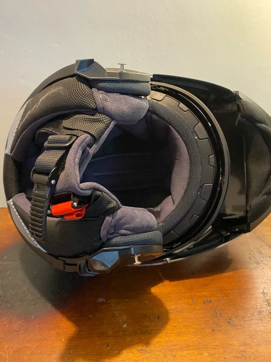 Schuberth C3 Helmet - Image 3