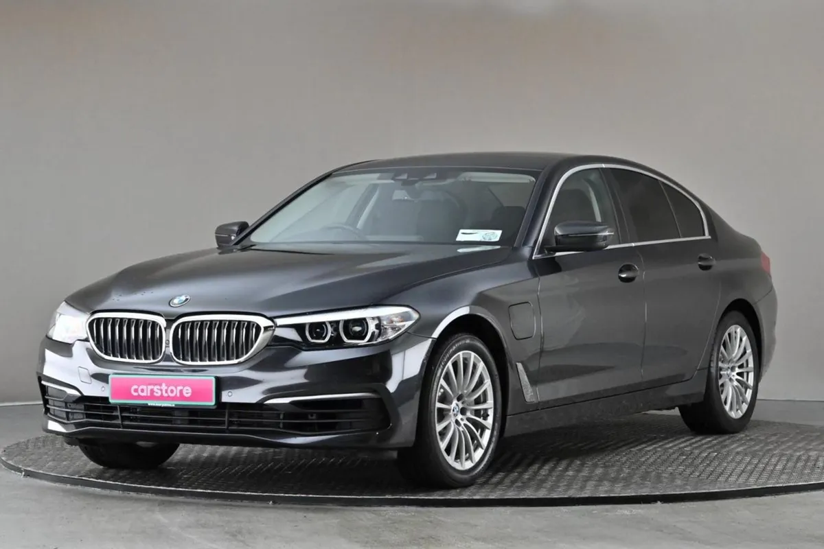 BMW 5 Series 2.0 530E SE G30  360 Park Camera - Image 3