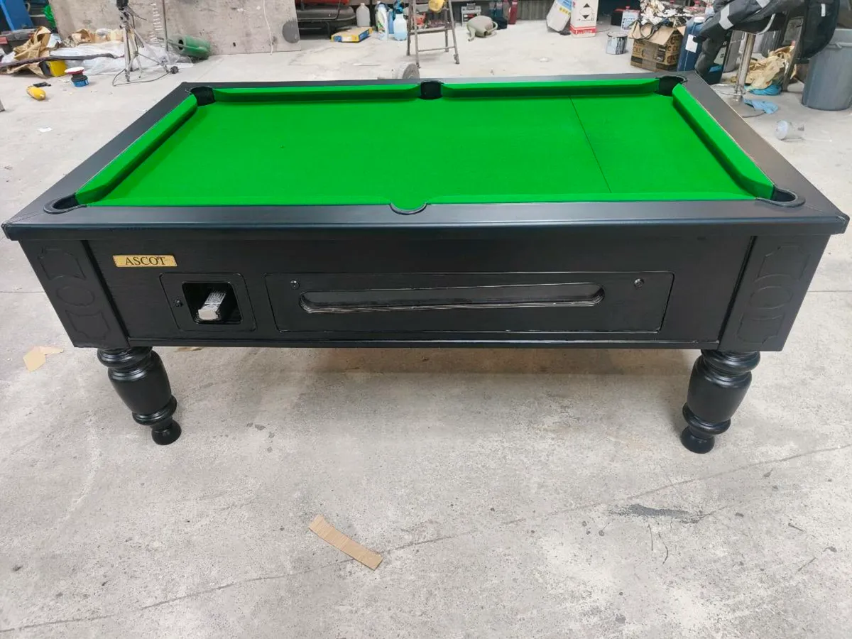 Pool table - Image 4