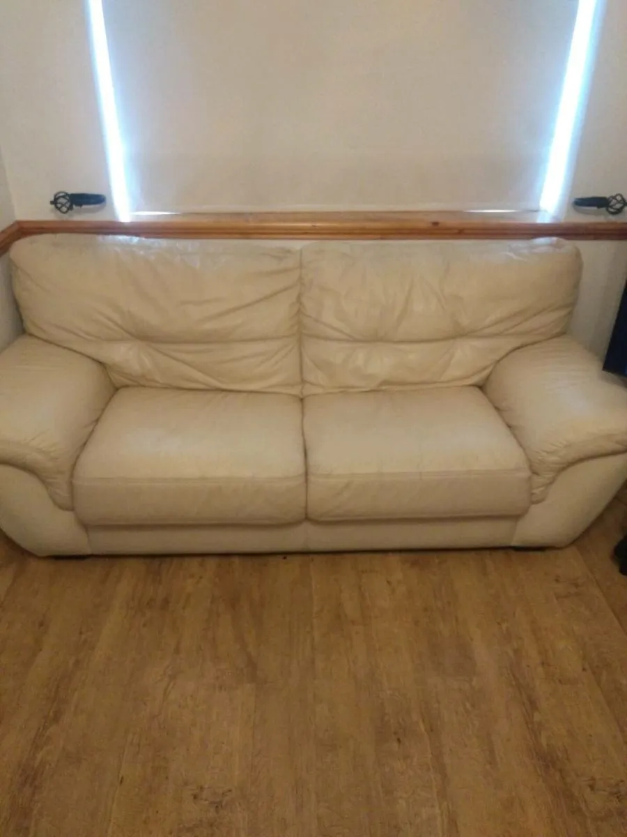 Leather three seater leather couch - Image 1