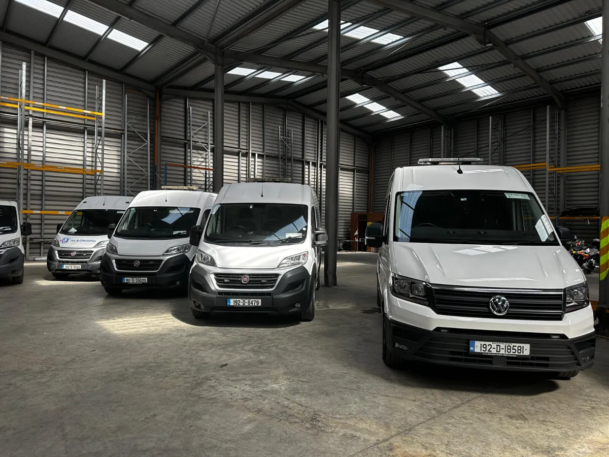 VIEWING: MONDAY 30TH JUNE & TUESDAY 1ST JULY!!! - Image 2