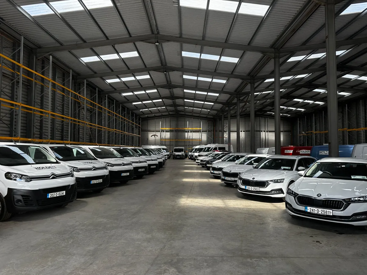 VIEWING: MONDAY 30TH JUNE & TUESDAY 1ST JULY!!! - Image 3