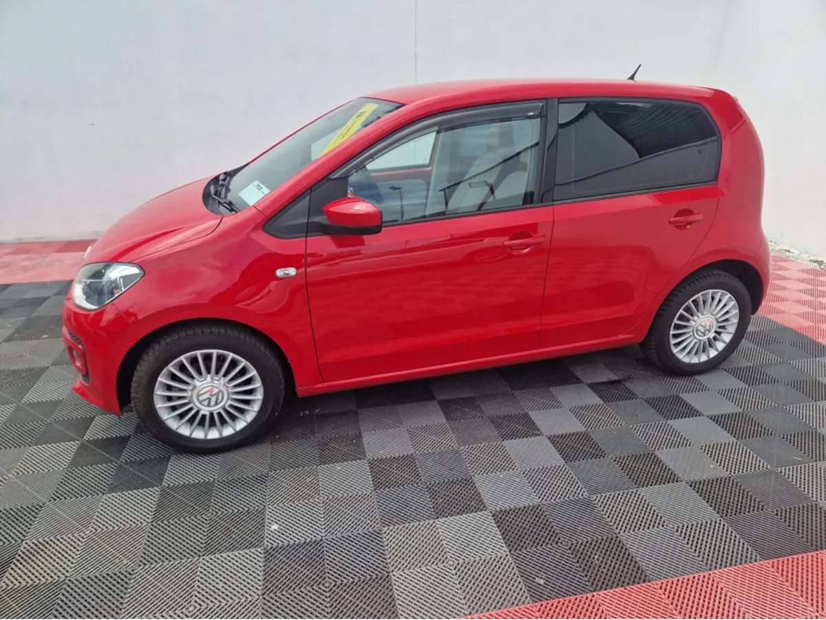 Volkswagen up! HIGHLINE 1.0 PETROL AUTOMATIC 5DR - Image 3