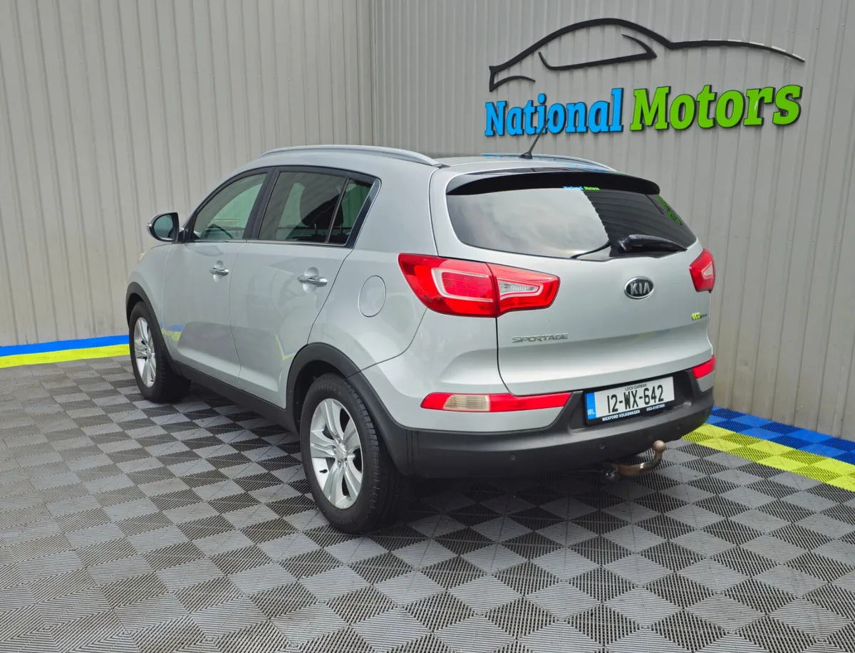 2012 Kia Sportage 1.7 DSL 4x2 GSE - Image 4