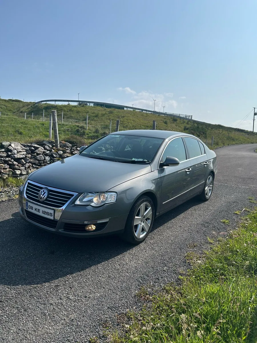Volkswagen Passat Highline - Image 1