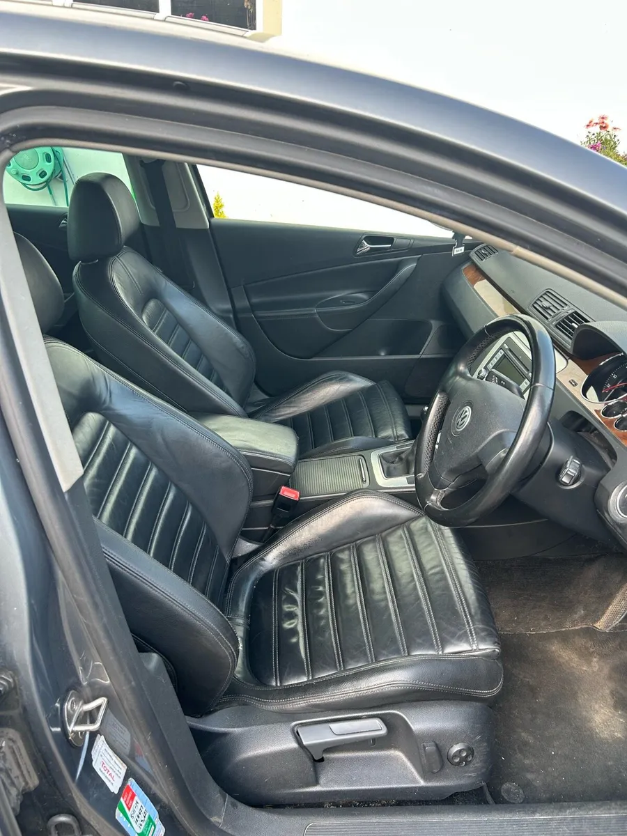 Volkswagen Passat Highline - Image 4
