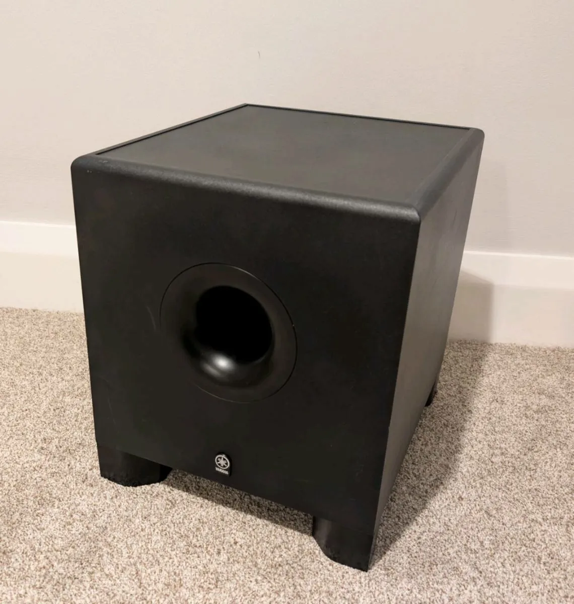 Yamaha Subwoofer - Image 1