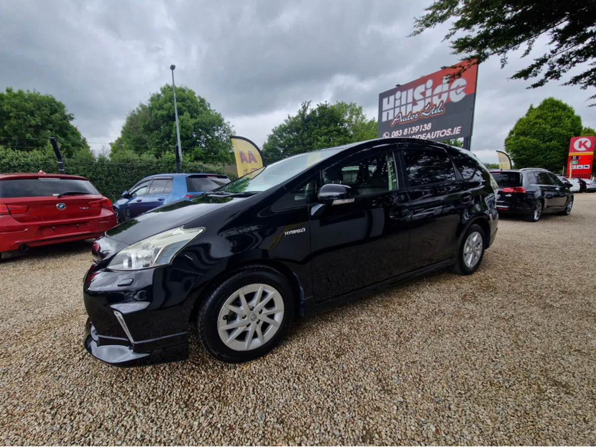 Toyota Prius *DEPOSIT NOW TAKEN* ALPHA HYBRID 7 SE - Image 4