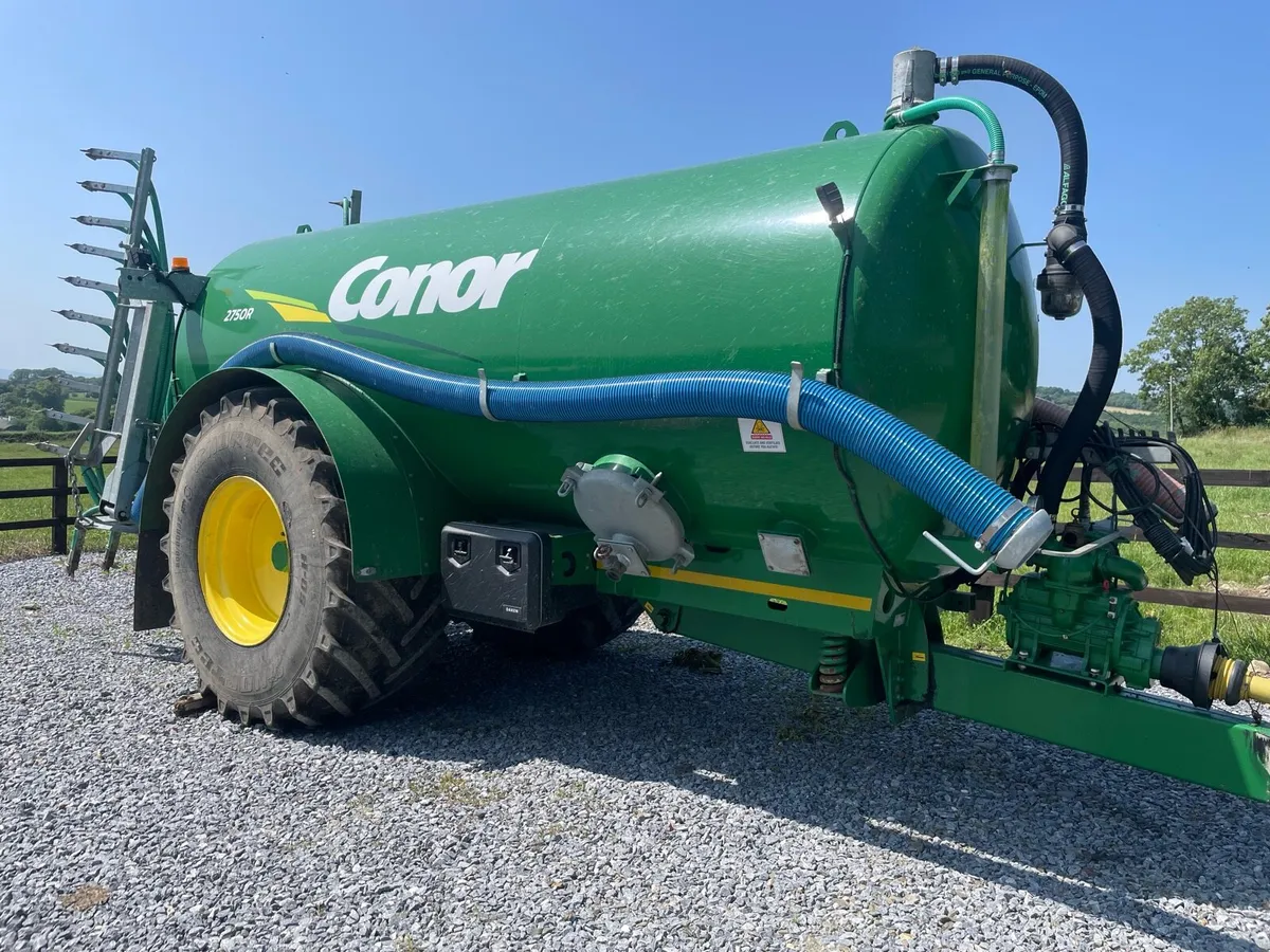 Conor 2750 Tank & Trailing Shoe - Image 1