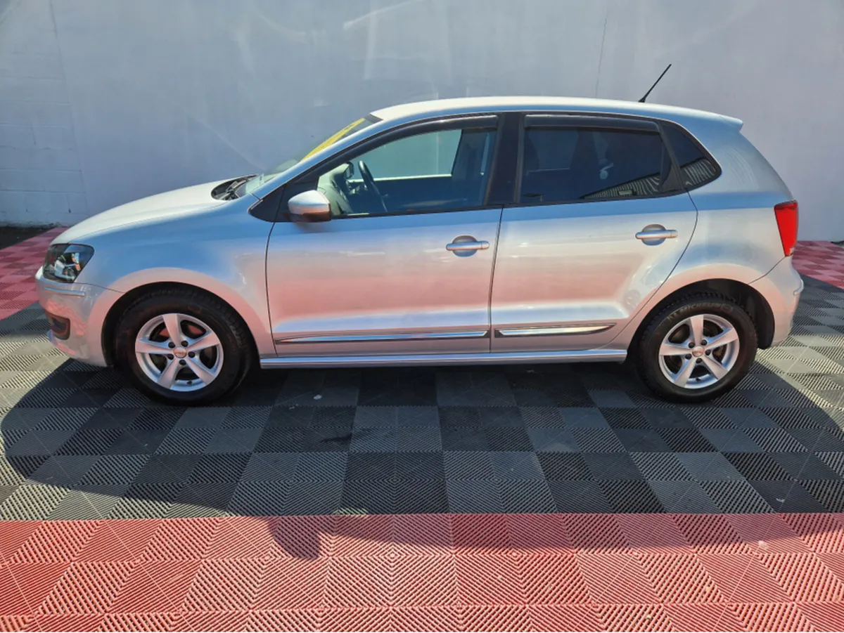Volkswagen Polo *DEPOSIT NOW TAKEN* COMFORTLINE 1. - Image 3