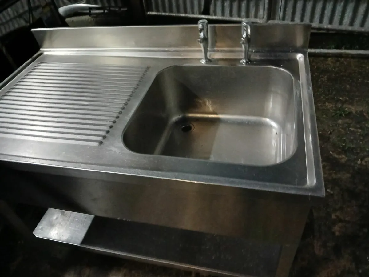 Stainless steel cabbinet/sink unit delivered - Image 1