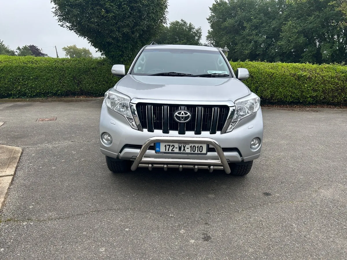Landcruiser, Low KMS ,LWB ,AUTO,  Leather Seats - Image 2