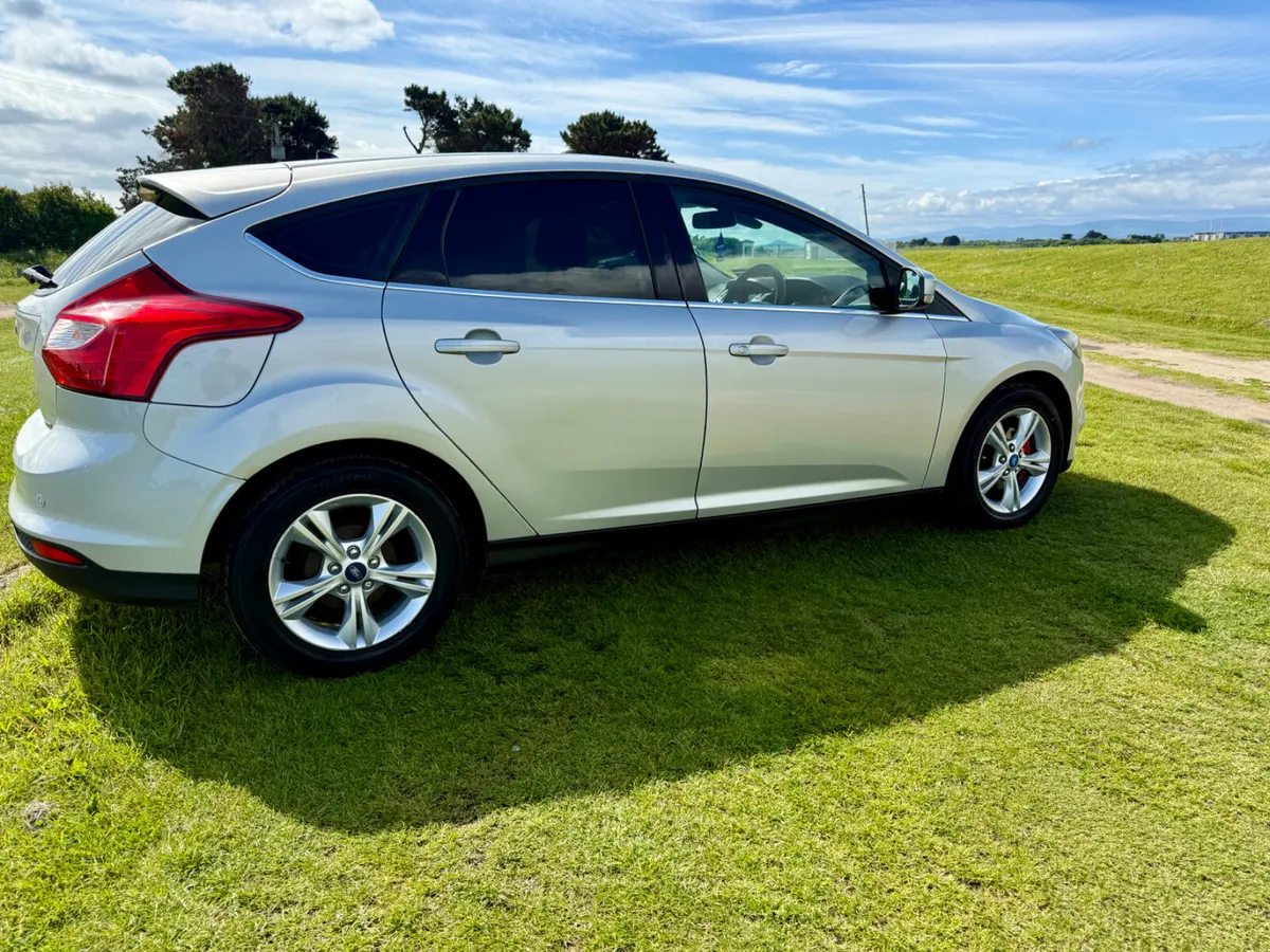 Ford Focus 2013 - Image 3