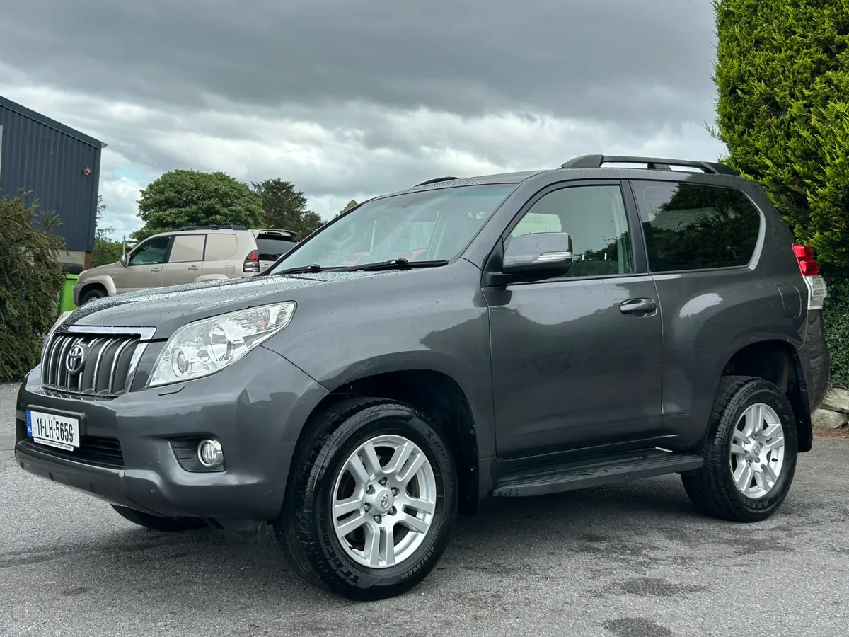 2011 Toyota Landcruiser LC3  3.0 D4D - Image 3