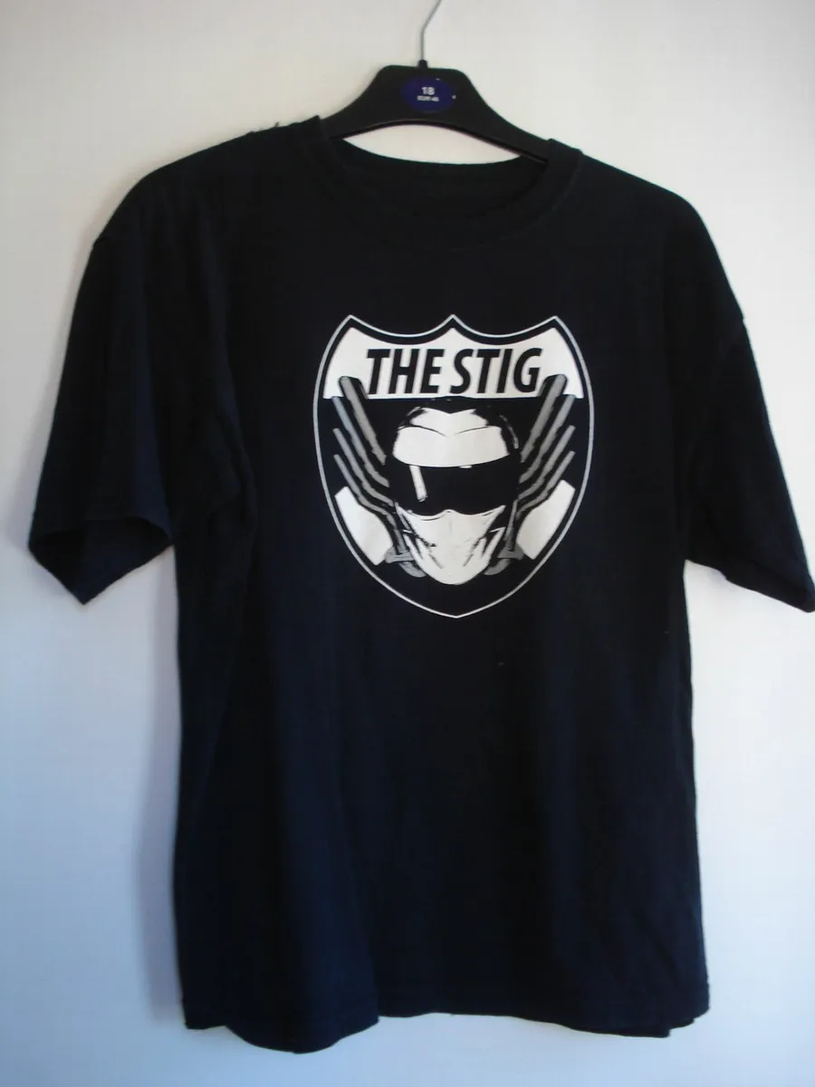THE STIG TOP GEAR T-SHIRT & KEY  RING. - Image 1