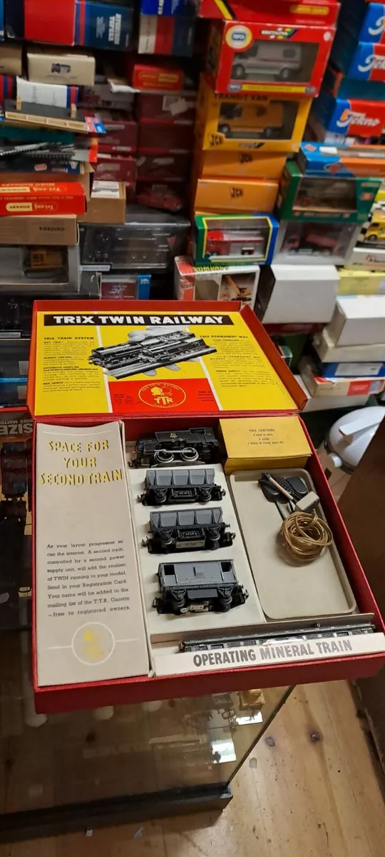 Hornby Trix Train Set - Image 2