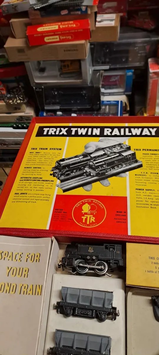 Hornby Trix Train Set - Image 3