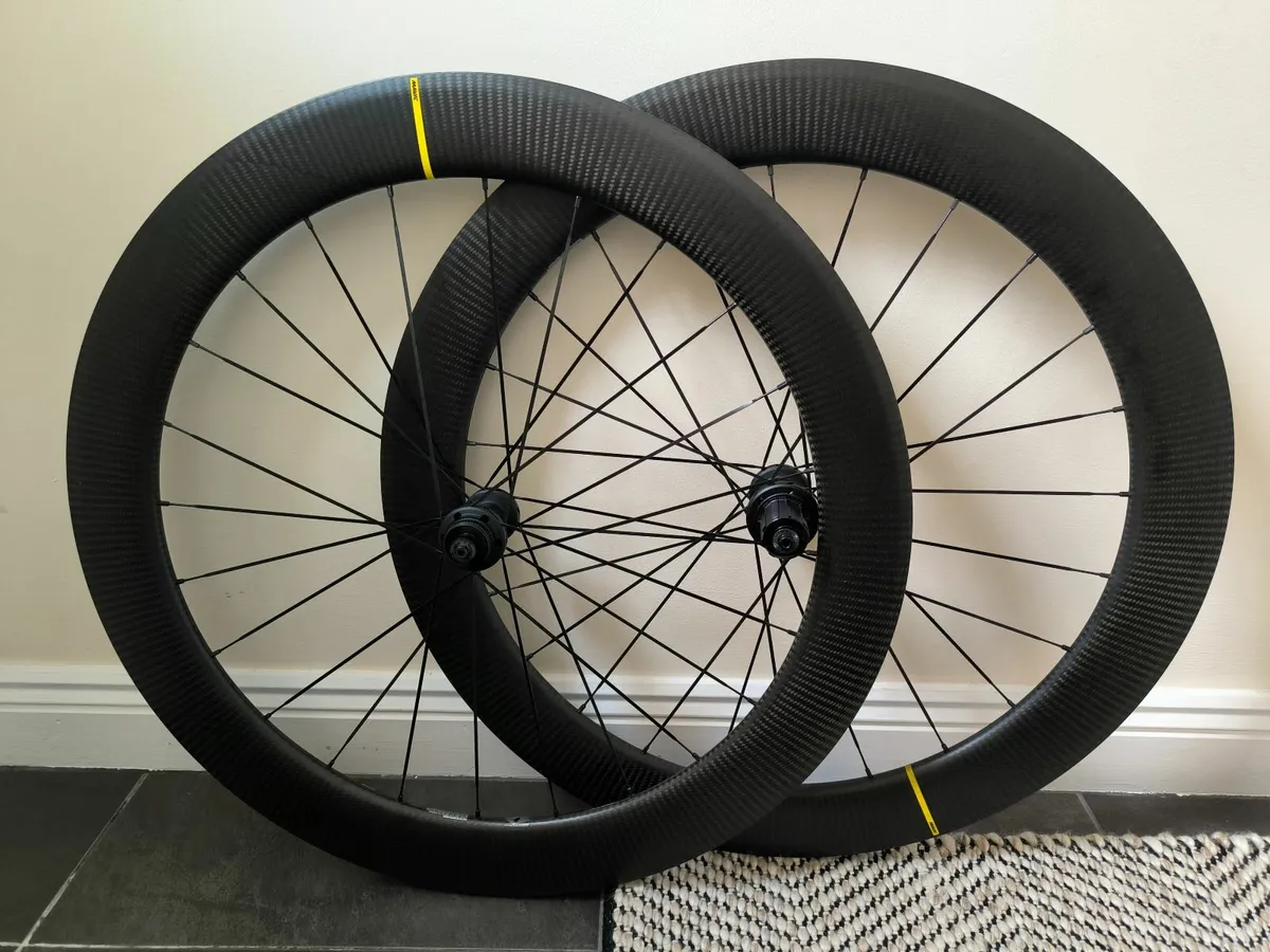 Mavic Cosmic SL 65 Carbon CL Disc Tubeless wheels - Image 1