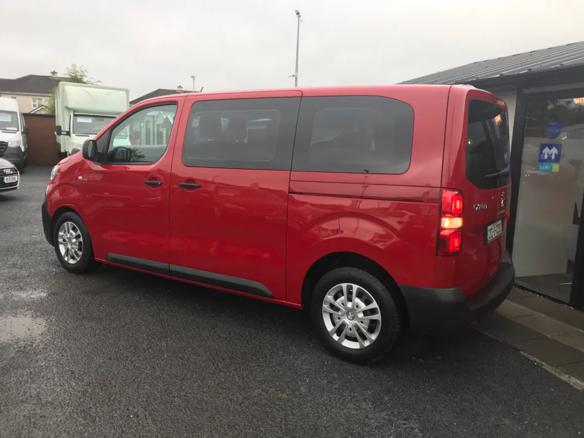 2020 Peugeot Expert 9 Seater - Image 3