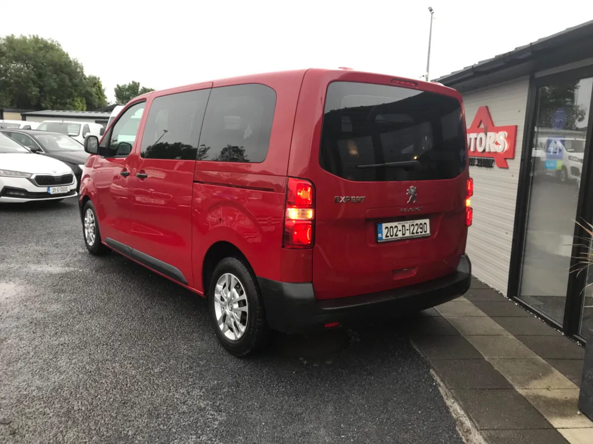2020 Peugeot Expert 9 Seater - Image 4