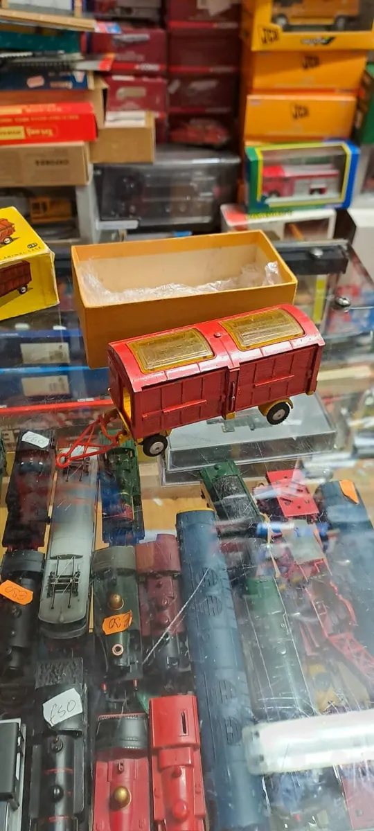 Vintage Corgi 1970's Chipperfield Circus Trailer - Image 2