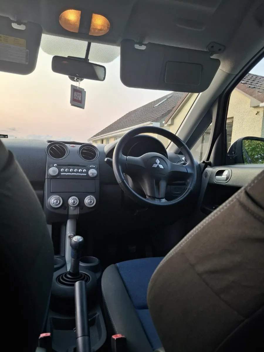 Mitsubishi Colt 2007 - Image 1